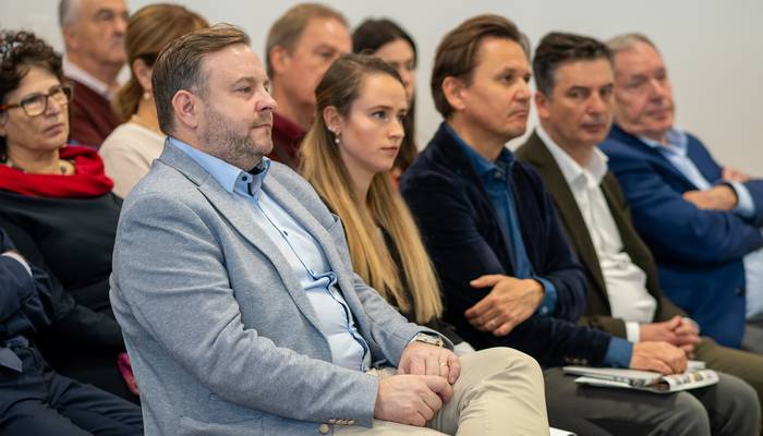 Seniorendialog - Flughafen Linz