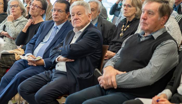 Seniorendialog - Flughafen Linz